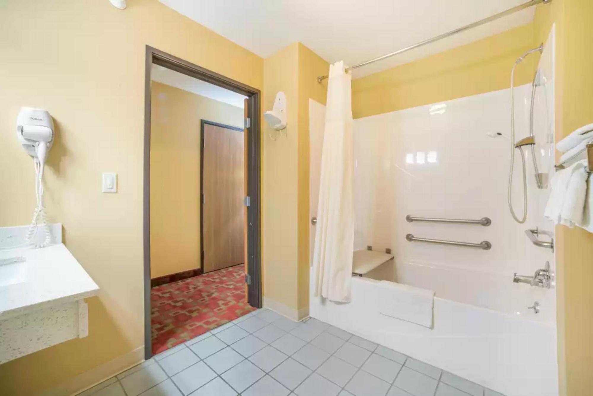 Quality Inn O'Fallon Il - St Louis Ngoại thất bức ảnh